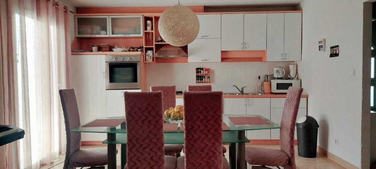 Apartman Pear - Макарска Экстерьер фото
