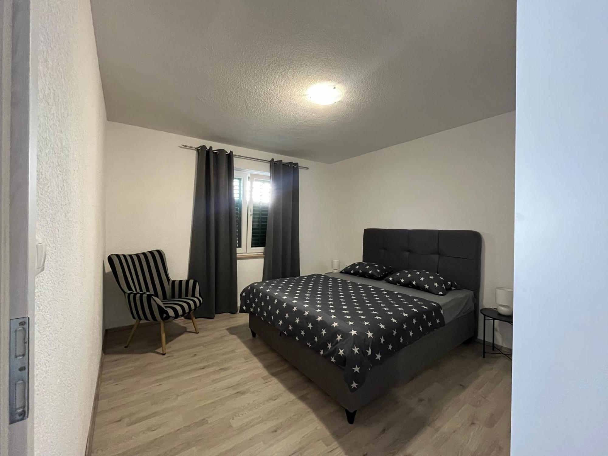 Apartman Pear - Макарска Экстерьер фото